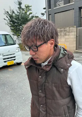 ショート 有人/バレイヤージュ /シャドールーツのヘアスタイル