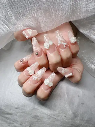 ネイル Lee Nailsのネイルデザイン