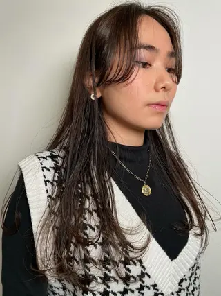 ミディアム カラー SALOWIN所属・ブリーチ✨ ボブ🪢レイヤーのヘアスタイル