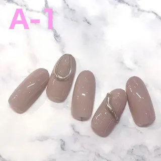 ネイル Richelle eyelash&nail 横浜店所属・二宮 はなのネイルデザイン