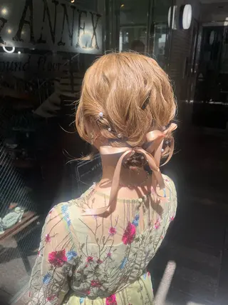 ヘアアレンジ デザインカラー/ ブリーチ/コーンロウのヘアスタイル