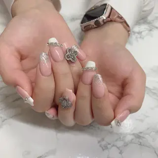 ネイル はな💎ネイル ワンホン、長さ出しのネイルデザイン