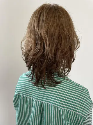 ミディアム パーマ 渡邉 孝洋のヘアスタイル