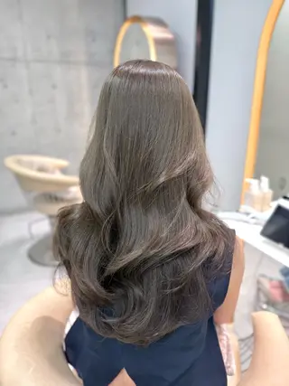 ロング カラー shion 透明感カラーのヘアスタイル