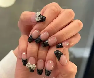 ネイル 長さ出し専門 パーツのネイルデザイン