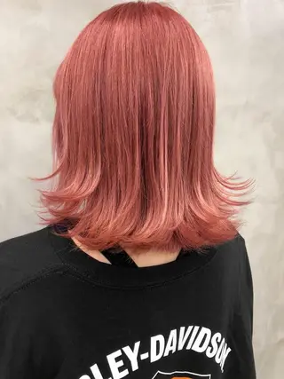 カラー ショート・ボブ 徳竹淳一のヘアスタイル