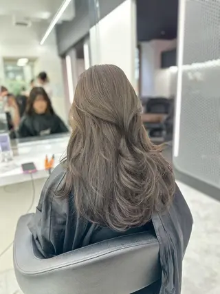 カラー 春の透明感ヘア🌸 横浜UNITEDのヘアスタイル