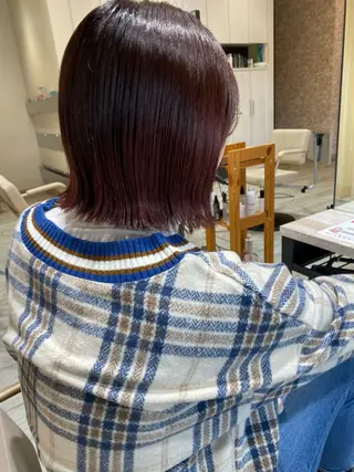 ミディアム 持田 唯のヘアスタイル