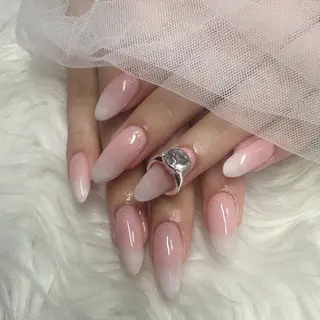 ネイル Rave所属・touma Rinaのネイルデザイン