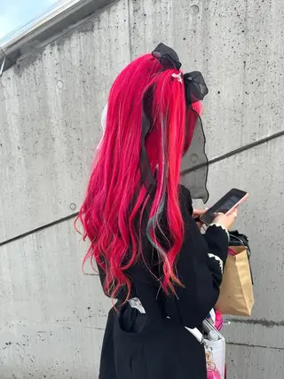 ロング Hair salon TOMMY所属・♮やっしー♮ 🌈派手髪🌈のヘアスタイル