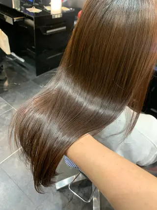 セミロング パーマ 艶髪/白髪ぼかし ヘッドスパ/大野結菜のヘアスタイル