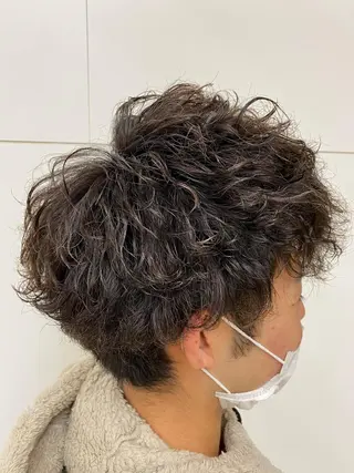 カラー パーマ メンズ クロスパーマ🥇韓国 ヘア🇰🇷濵田航希のヘアスタイル