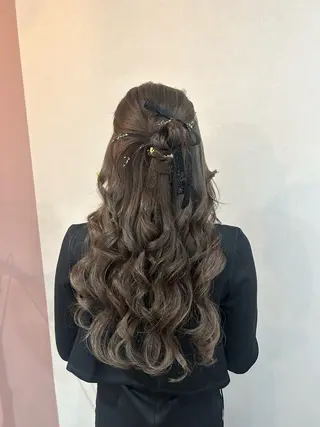 ロング Mila Hazukiのヘアスタイル