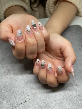 ミディアム Nail Salon Rinosh所属・Rinosh Haruのネイルデザイン