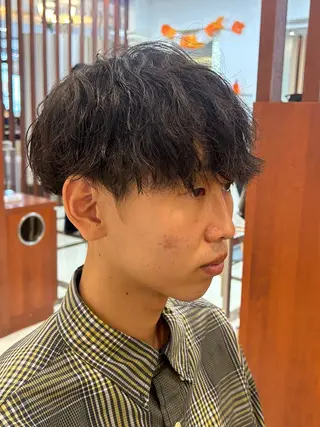 パーマ メンズ 伊藤 美紀のヘアスタイル