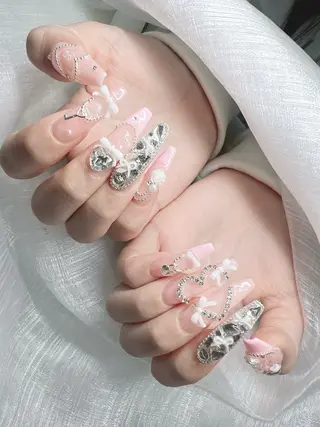 ネイル Lee Nails チップ長さだし専門店のネイルデザイン