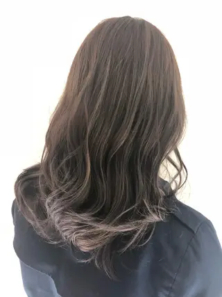 セミロング 松佐 ゆかりのヘアスタイル
