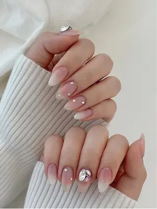 ネイル Lyna 池袋のネイルデザイン