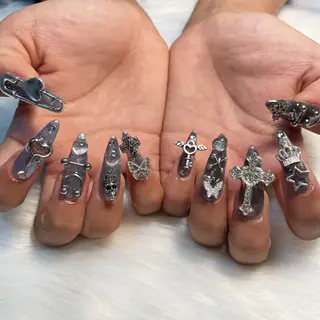 ネイル adorable 〈Kurumi〉のネイルデザイン