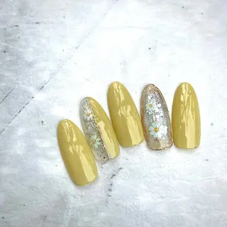 ミディアム めぐみのネイルサロン 惠のネイルデザイン