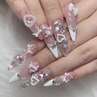 ネイル Mio_ Noiranailのネイルデザイン