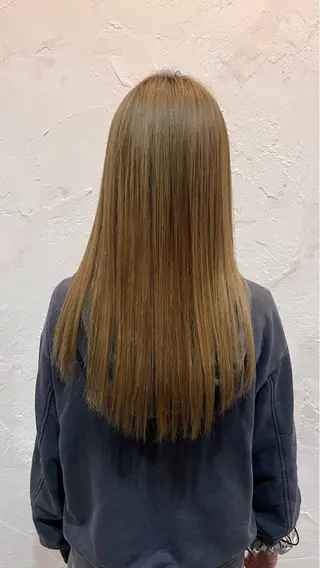 ロング 礒谷 夏帆のヘアスタイル