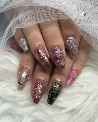 ネイル Rave所属・touma Rinaのネイルデザイン