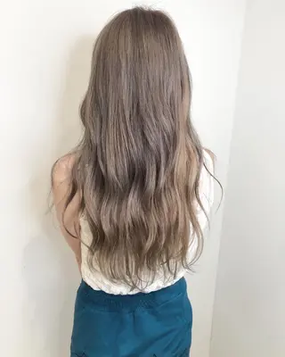 ロング カラー ヘアアレンジ 髪質改善 MAKIのヘアスタイル