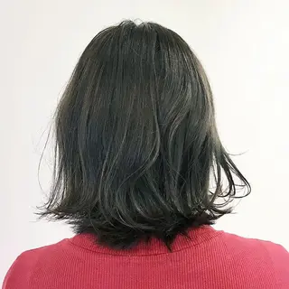 ミディアム カラー スナコザワ レナのヘアスタイル