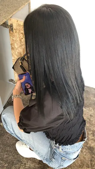 ロング カラー eim AYUKAのヘアスタイル