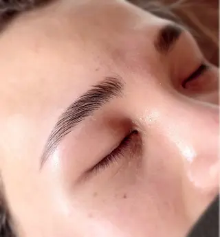 アイブロウ Cocofran/ manatsuのエステ・リラクイメージ