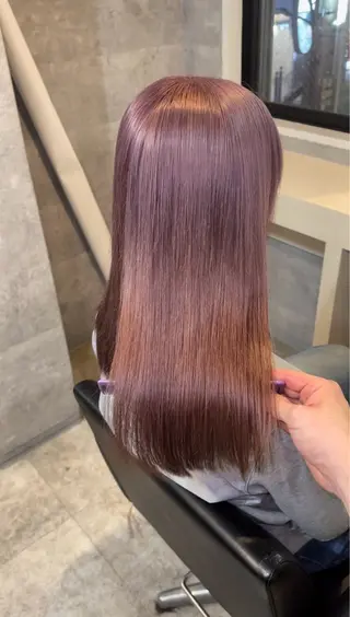 セミロング BEL所属・三池 ブルノのヘアスタイル