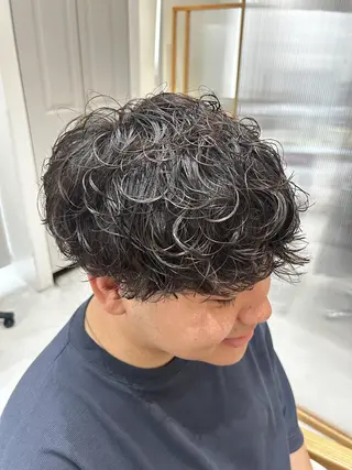 パーマ メンズ メンズ特化美容師👾 チカのヘアスタイル