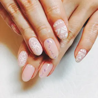 ネイル THECOLORS所属・近貞 莉奈のネイルデザイン