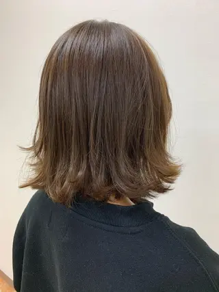 ショート カラー 遊佐 瑞紀のヘアスタイル