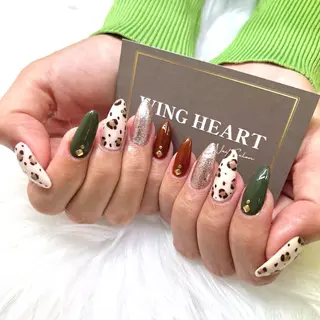 ネイル I. AYUMIのネイルデザイン