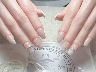 ネイル Nail Jolie所属・Nail Jolieのネイルデザイン