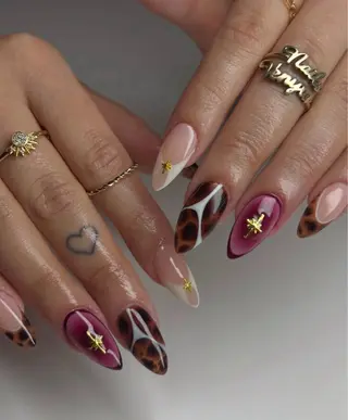 ネイル ネイリスト シンのネイルデザイン