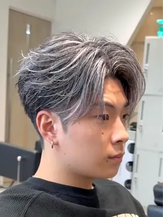 ショート カラー パーマ メンズ SALOWIN新宿三丁目所属・新宿/新宿三丁目 メンズハイライト梶原のヘアスタイル