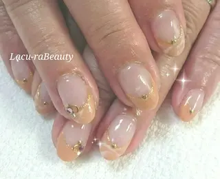 ネイル 小顔と腸の専門店 ラクーラビューティのエステ・リラクイメージ