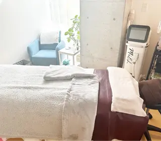 MiEL total beauty salon所属・Rie ×MiELのエステ・リラクイメージ