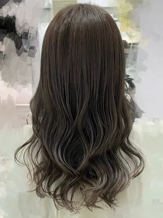 ロング カラー 天野 直美のヘアスタイル