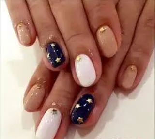 ネイル ゲン レイカのネイルデザイン