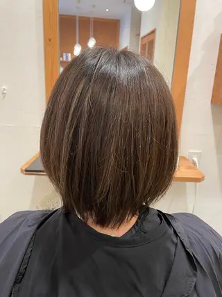 ショート 式部 由美子のヘアスタイル