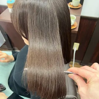 セミロング カラー キラ ゲンキのヘアスタイル