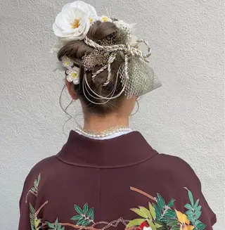 ミディアム レイヤーカット/ ハイトーンchimiのヘアスタイル