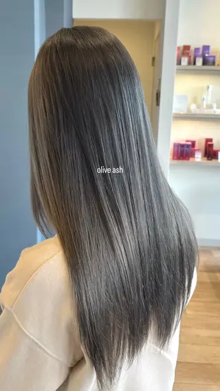 ロング カラー セジールヘアメゾン所属・韓国レイヤー/透明感 カラー🐈曾根高のヘアスタイル