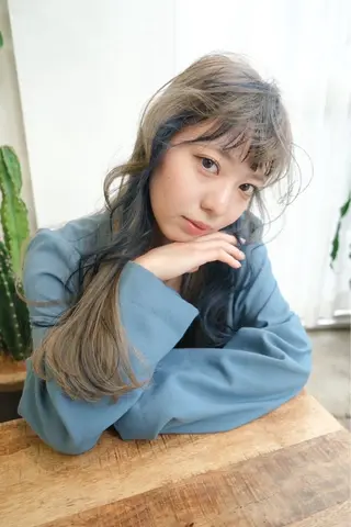 カラー 🐩🎀ness / ルリ🔮🍓のヘアスタイル