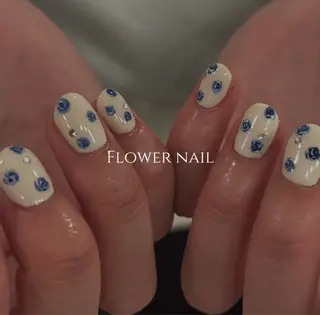 ネイル Two YUZUKIのネイルデザイン