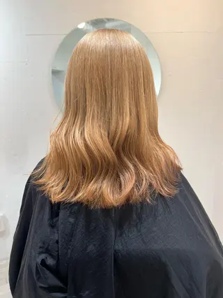 カラー ブリーチカラー🎀 韓国風/寺門美優のヘアスタイル